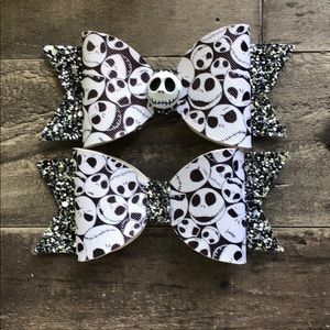 2 pk Nightmare before Christmas hair bows